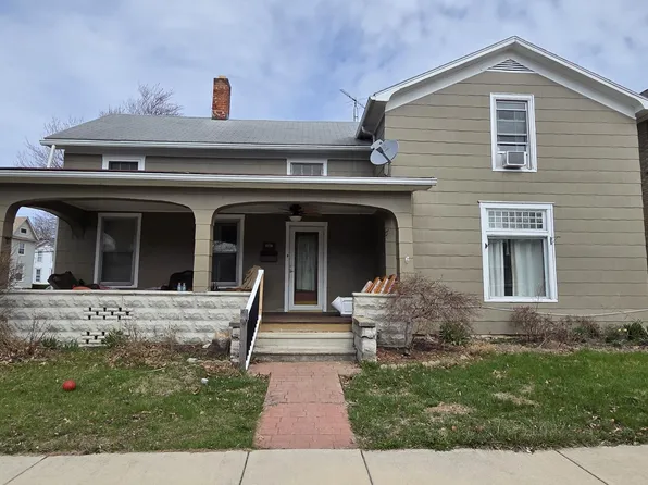 1128 Garrison St, Fremont, OH 43420