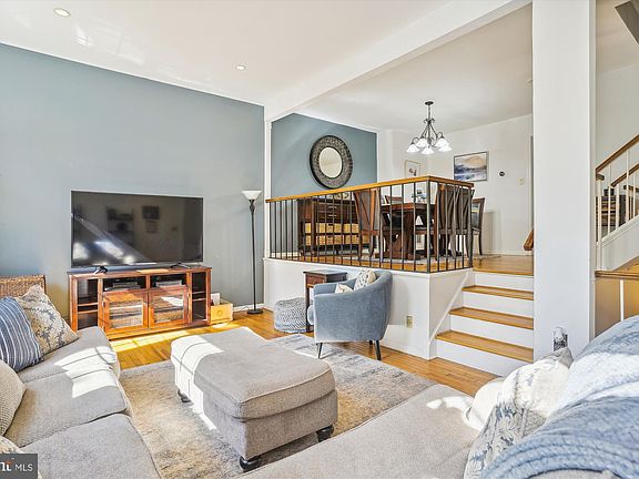 5th image of 44040 Gala Cir