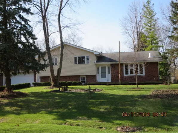 24253 W Davids Ct, Naperville, IL 60564