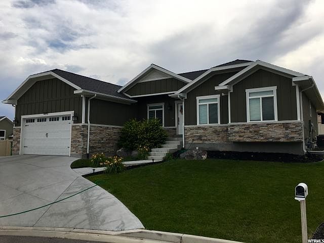 1st image of 11842 S Pinnacle Acre Ct