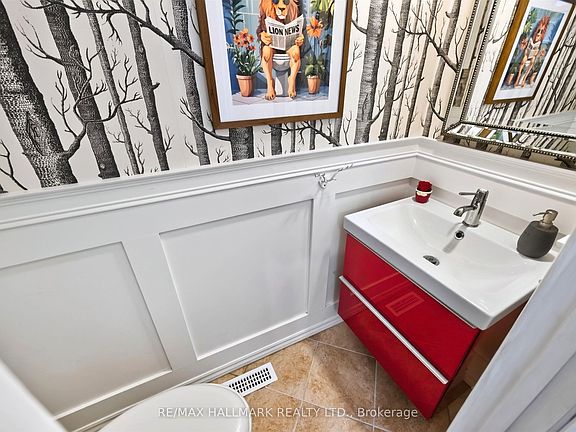 4th image of 30 Livingston Rd #15