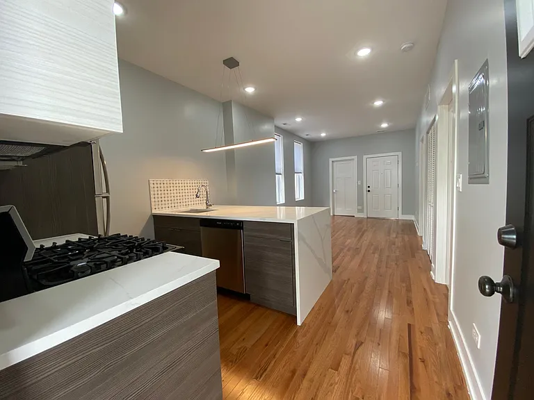 2731 W Lexington St #1R — Photo 7