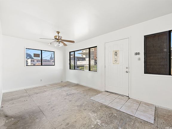 4th image of 27 Kauila St