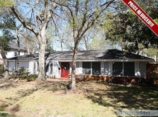 9374 Livernois Rd, Houston, TX 77080