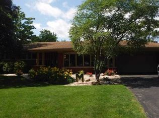 3161 Shawnee Ln, Waterford, MI