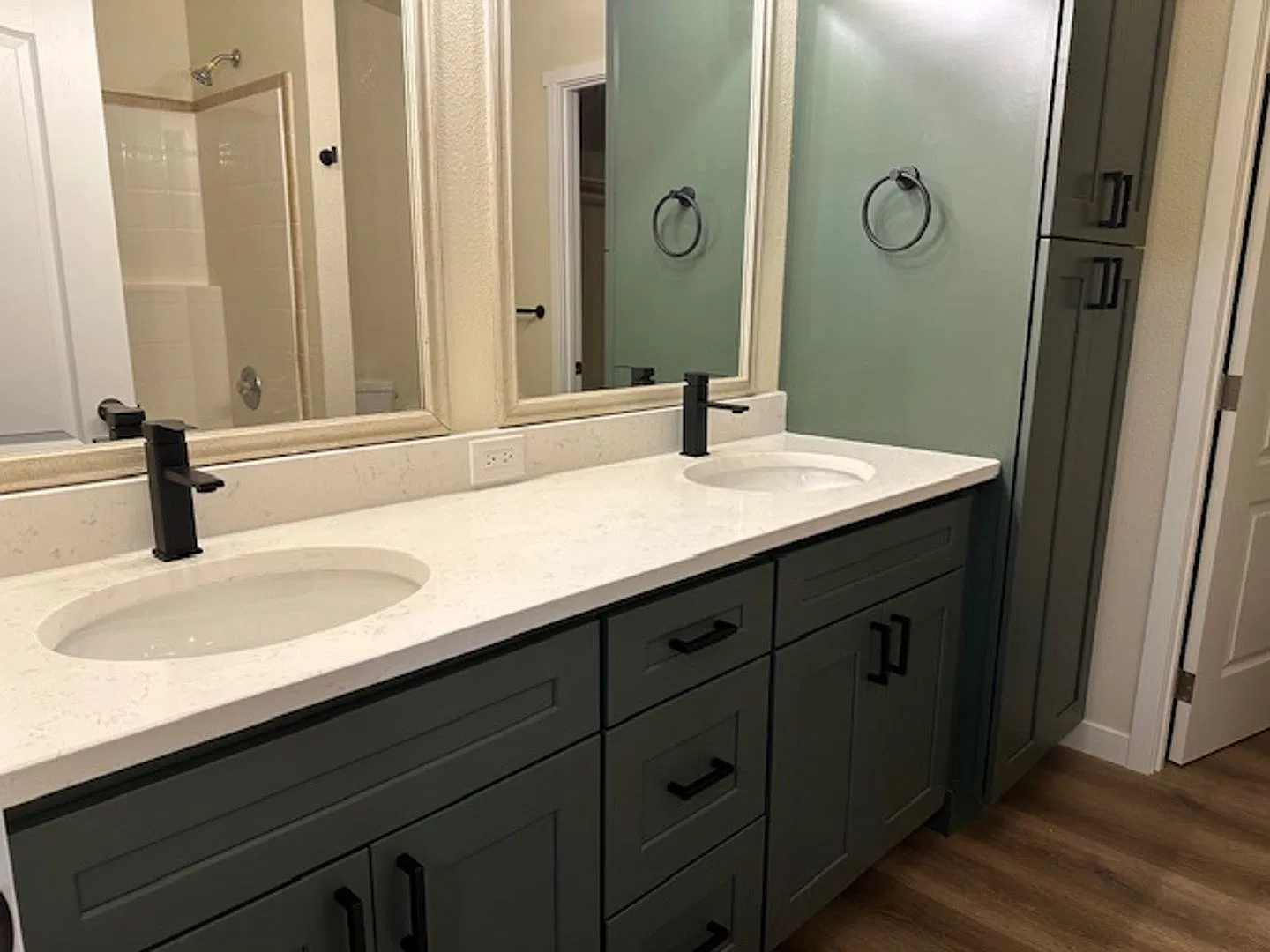Updated 3 Bedroom 2 Bath Home In Lebanon — Photo 4