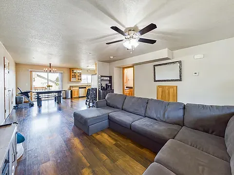 Livingroom area