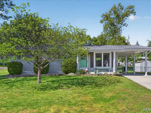 10433 Leitrim Dr, Saint Louis, MO 63123