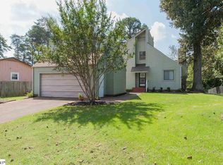 1006 Havelock Dr, Taylors, SC 29687