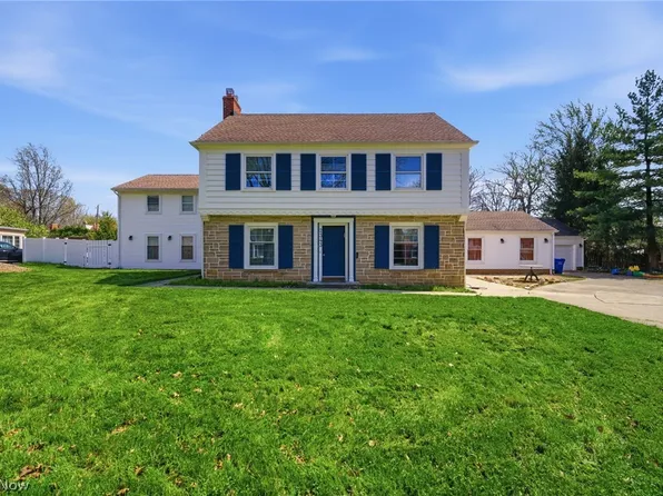 2343 Miramar Blvd, University Heights, OH 44118