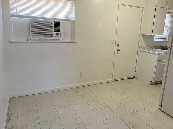 3rd image of 1886 S 8th Ave #B