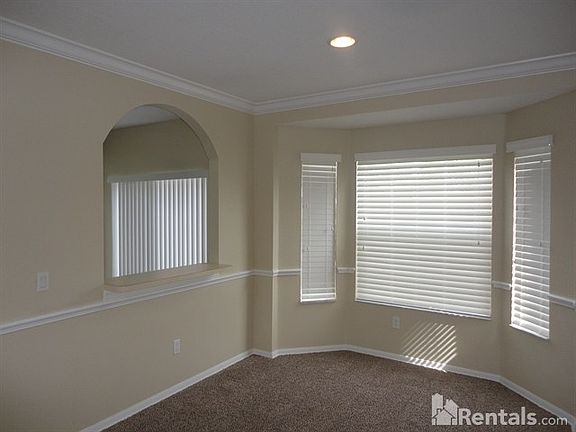4th image of 10463 Blackmore Dr