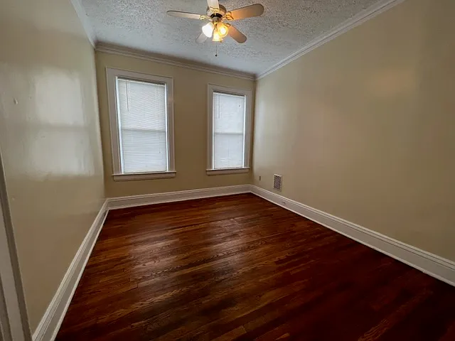 1637 Quarrier St — Photo 8
