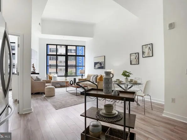 460 New York Ave NW Unit 306, Washington, DC 20001