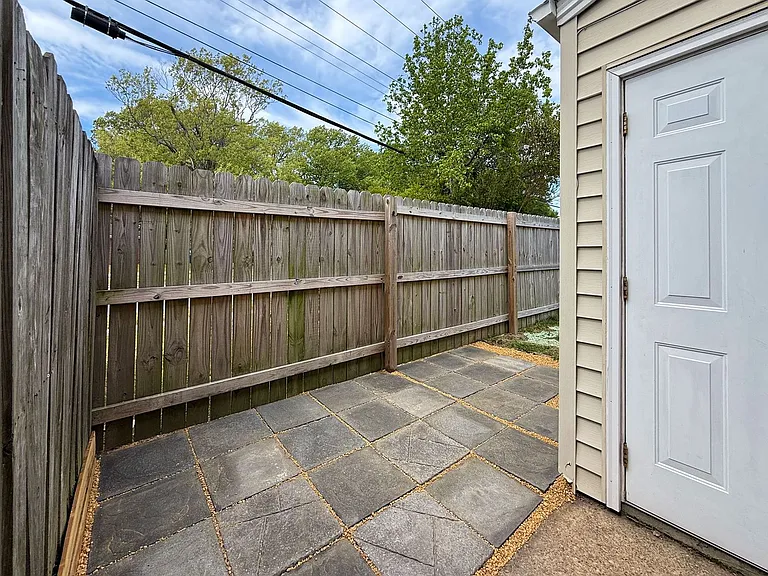 4606 Merrimac Ln — Photo 6
