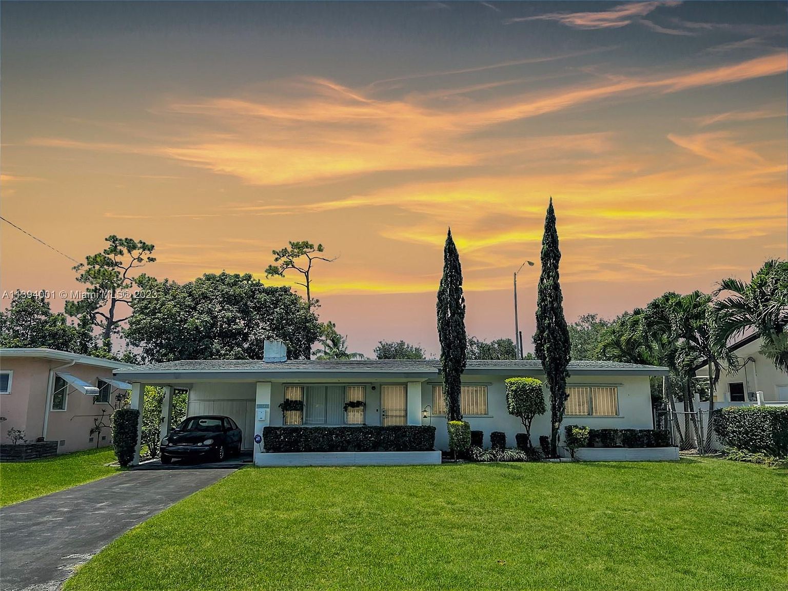 15945 Miami Dr, North Miami Beach, FL 33162 | Zillow