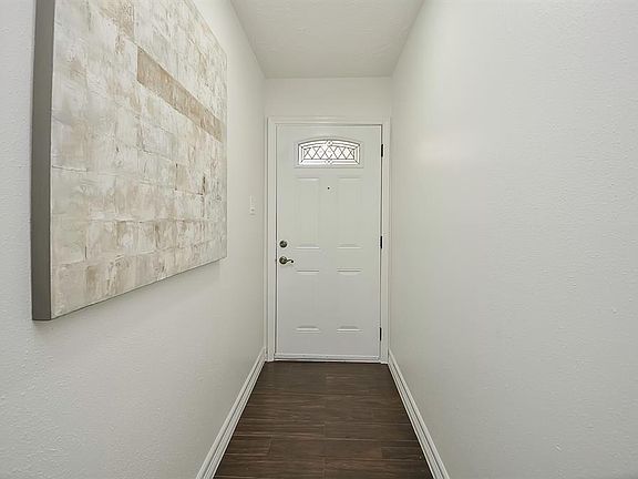 2nd image of 13454 Greenbriar Drive