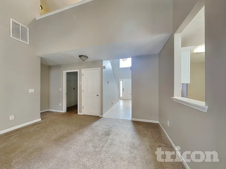 5412 Village Rdg — Photo 2