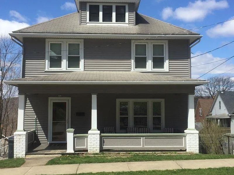 334 Linden Ave photo 1