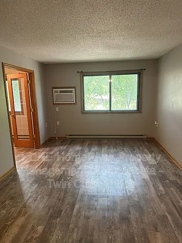 221 Grand Ave W Photo 1