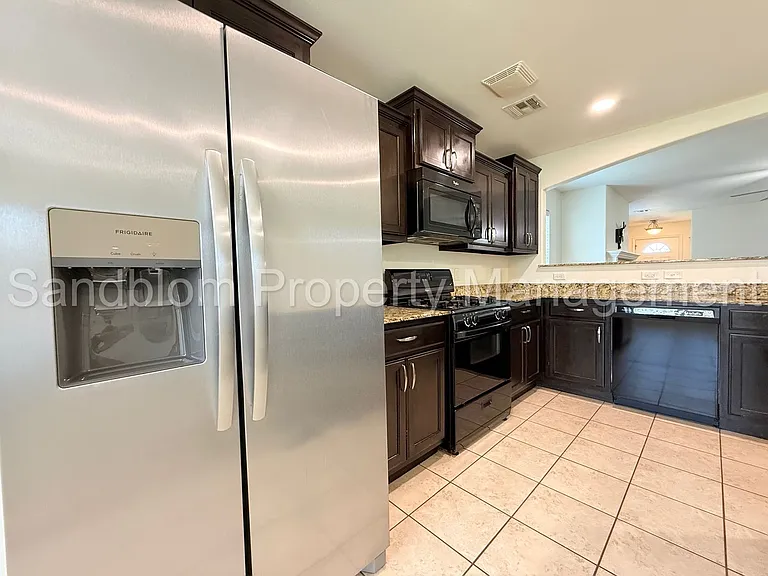3912 W 104th Ct S — Photo 10