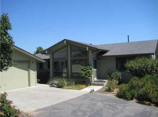 31703 Rocking Horse Rd, Escondido, CA 92026