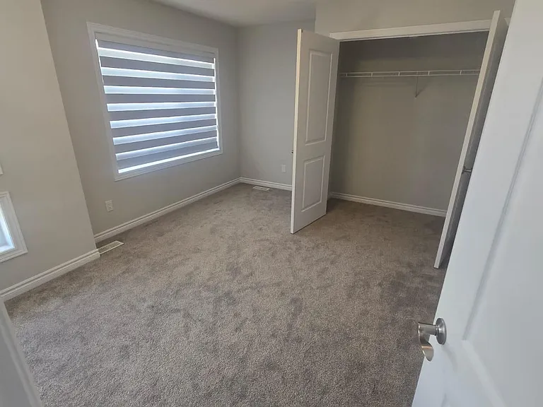 4087 Campbell St N — Photo 16