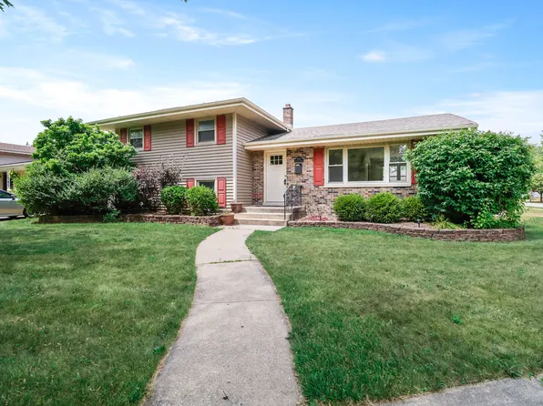 9554 Crestwood Ave, Munster, IN 46321