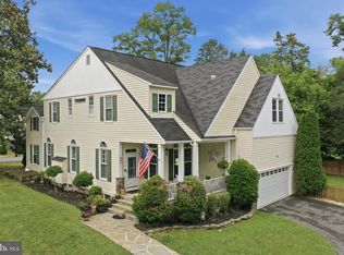 232 Maryland Ave, Hamilton, VA 20158