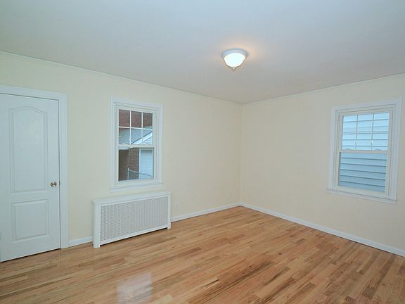 4th image of 1019 Theodora St