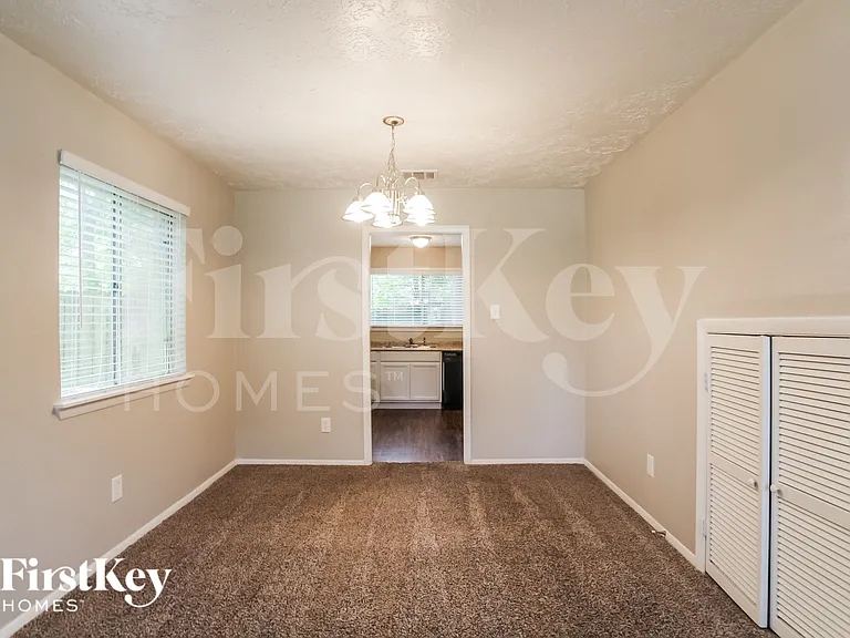 4222 Chestergate Dr — Photo 4