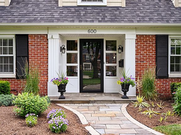 4th image of 600 Turner Ave