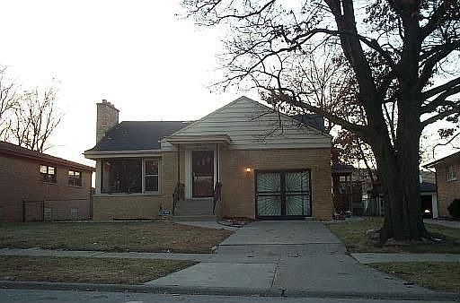 1st image of 654 Yates Ave