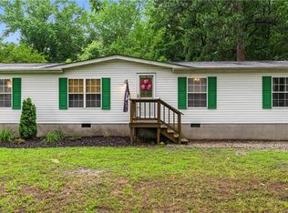 2906 Mill Point Rd, Hayes, VA 23072