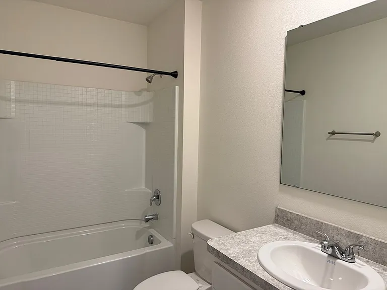 1792 Henin Cir — Photo 8