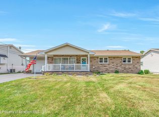 715 4th St, Eynon, PA 18403