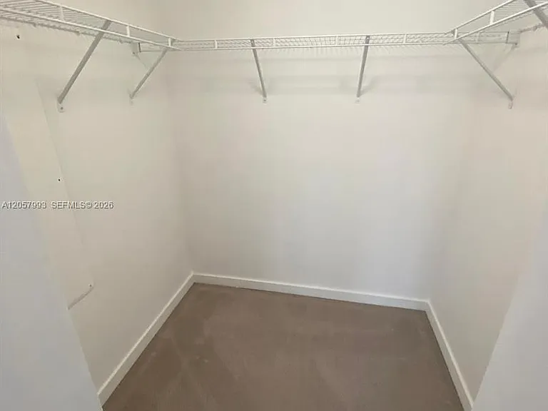 31 SE 6th St #706 — Photo 10
