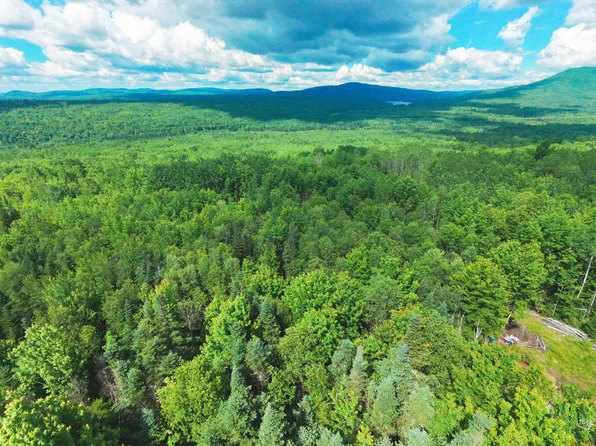-- Oregon Road, Concord, VT 05824