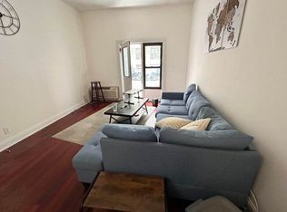 134 9th Ave #2Y, New York, NY 10011