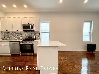 Rented by Sunrise Real Estate