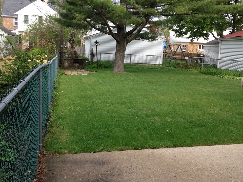 2nd image of 5531 N Kent Ave
