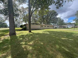 928 Straford Rd, New Haven, IN 46774