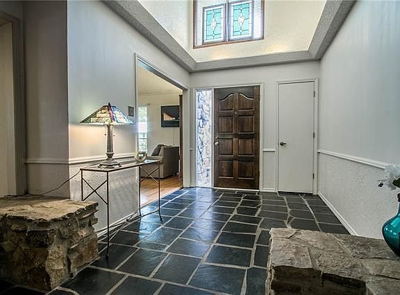 4th image of 2111 Wilson Dr