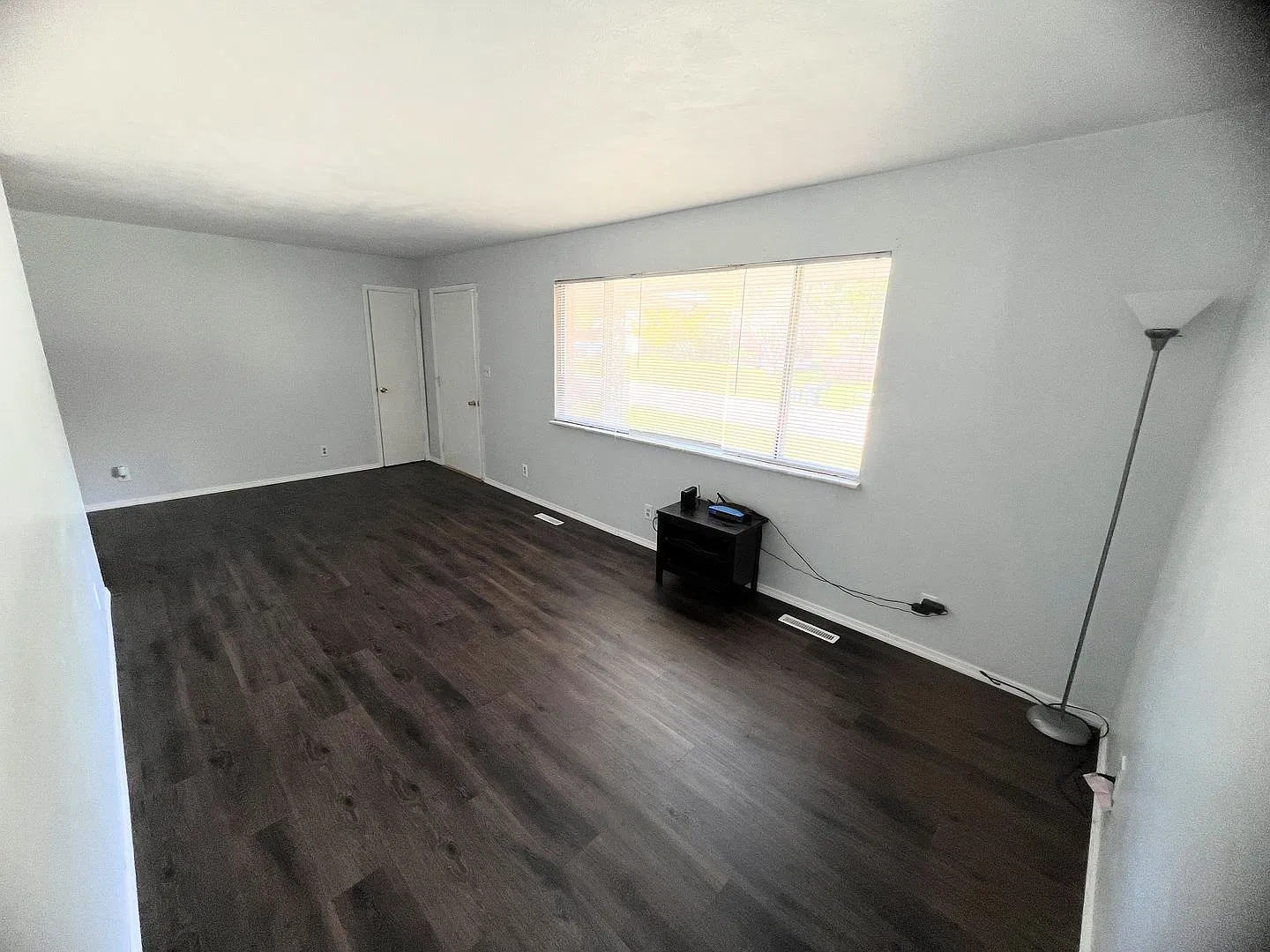 109 Elliot — Photo 2