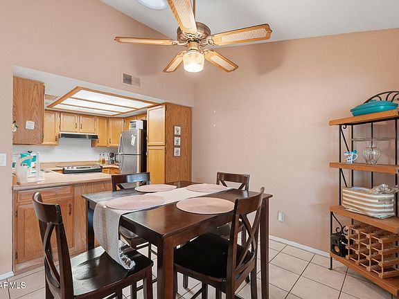 4th image of 1382 N Tamarisk Drive