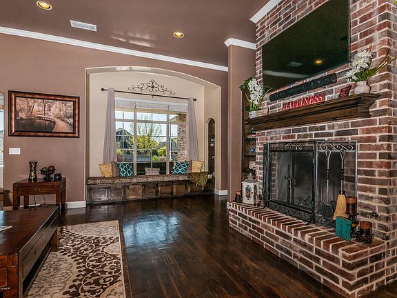 4th image of 63 Jynteewood Cir