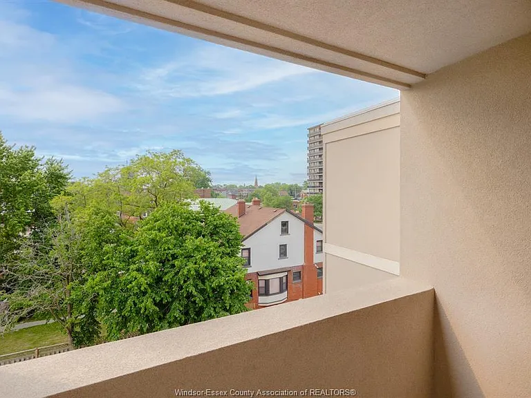 1500 Ouellette Ave #405 — Photo 34