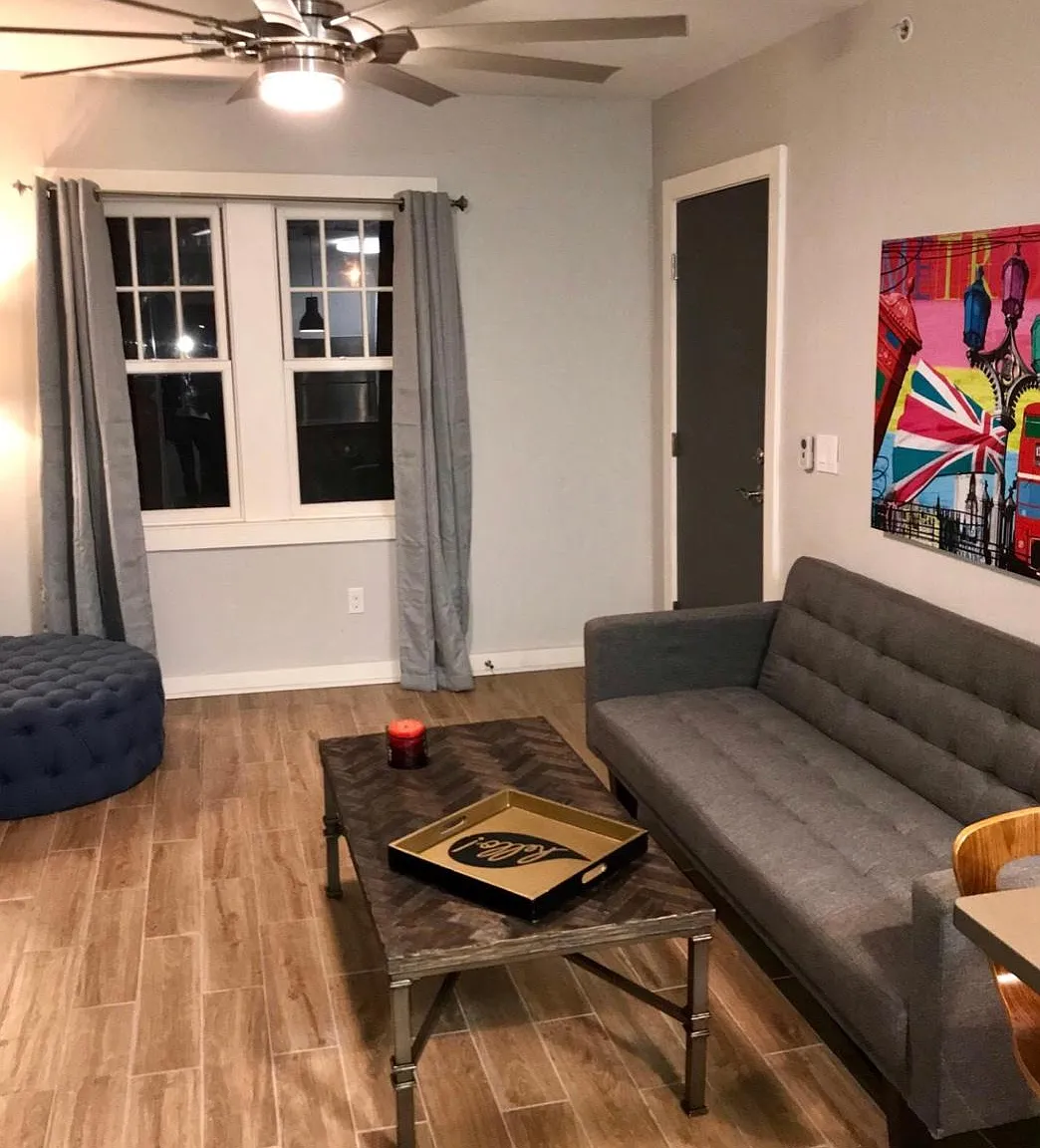 1 bed, 700 sqft, $1,050 — Photo 4