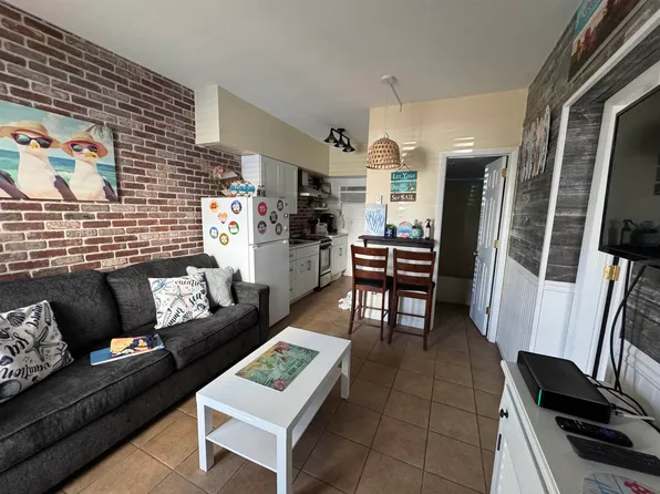 320 E Wildwood Ave #101, Wildwood, NJ 08260