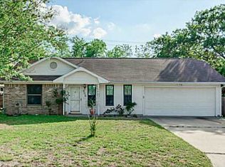 906 Chinaberry Dr, Bryan, TX 77803